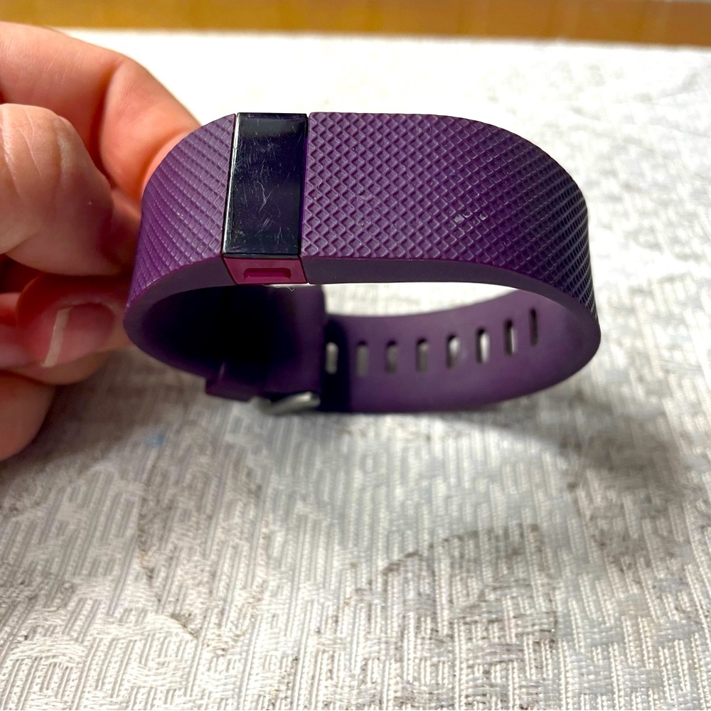 Fitbit- Plum Purple